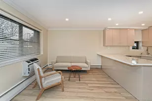 80 Lincoln Ave, Rockville Centre, NY 11750 - Photo 6