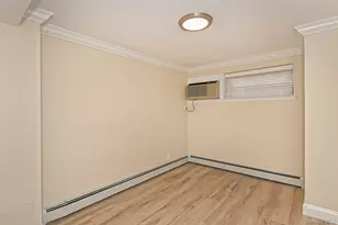 80 Lincoln Ave, Rockville Centre, NY 11750 - Photo 10