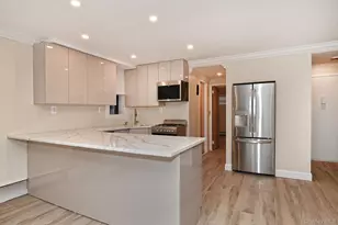 80 Lincoln Ave, Rockville Centre, NY 11750 - Photo 2