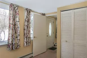 360 S Country Rd, Brookhaven, NY 11719 - Photo 8