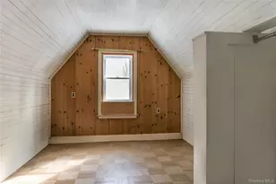 360 S Country Rd, Brookhaven, NY 11719 - Photo 30