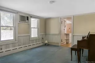 360 S Country Rd, Brookhaven, NY 11719 - Photo 10