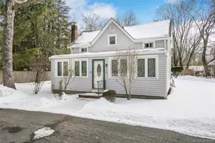 360 S Country Rd, Brookhaven, NY 11719 - Photo 2