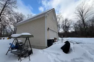535 Creek Rd, Poughkeepsie, NY 12601 - Photo 8