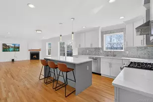 2463 Orch Vw Ct, Yorktown Heights, NY 10598 - Photo 10