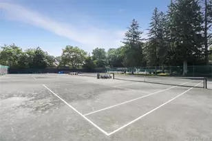 61 Estate Ct, Woodbury, NY 11797 - Photo 24