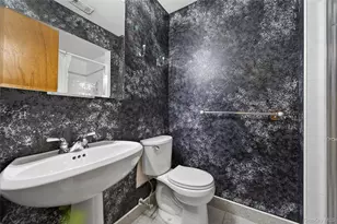 61 Estate Ct, Woodbury, NY 11797 - Photo 12