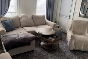 31 Ireland Pl, Amityville, NY 11701 - Photo 2