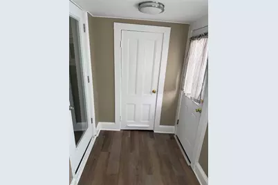 31 Ireland Place, Amityville, NY 11701 - Photo 6