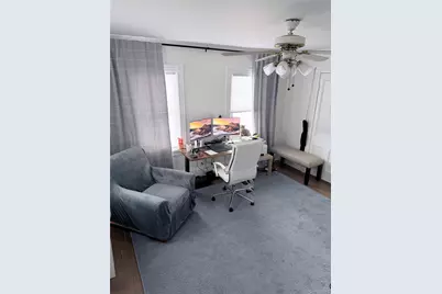 31 Ireland Place, Amityville, NY 11701 - Photo 4