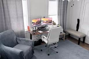 31 Ireland Pl, Amityville, NY 11701 - Photo 4