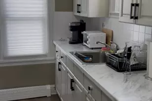 31 Ireland Pl, Amityville, NY 11701 - Photo 8