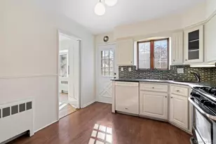 91 Drake St, Malverne, NY 11565 - Photo 16