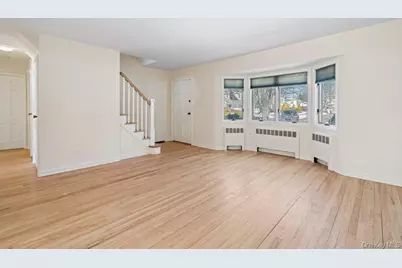 91 Drake Street, Malverne, NY 11565 - Photo 6