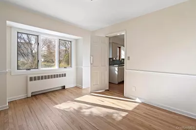 91 Drake Street, Malverne, NY 11565 - Photo 8