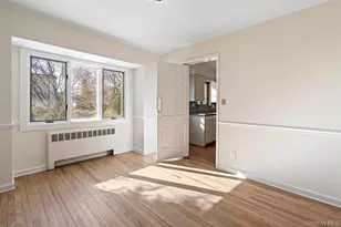 91 Drake St, Malverne, NY 11565 - Photo 8