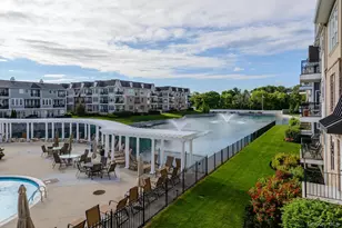 366 Roosevelt Way, Westbury, NY 11590 - Photo 34