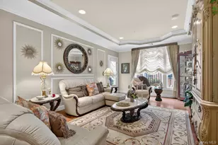 366 Roosevelt Way, Westbury, NY 11590 - Photo 4