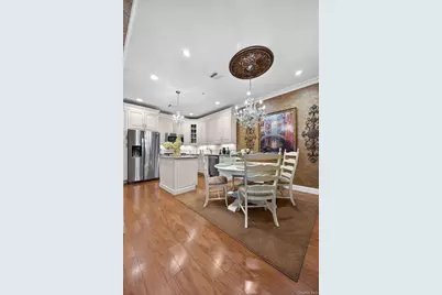 366 Roosevelt Way, Westbury, NY 11590 - Photo 10