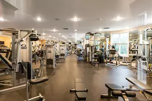 366 Roosevelt Way, Westbury, NY 11590 - Photo 32