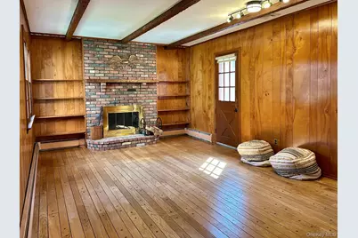 5 Bronze Court, Huntington, NY 11743 - Photo 14