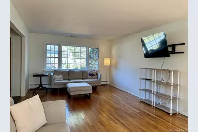 5 Bronze Court, Huntington, NY 11743 - Photo 28