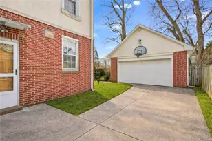 33-26 162nd St, Flushing, NY 11358 - Photo 38