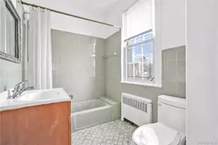 33-26 162nd St, Flushing, NY 11358 - Photo 22