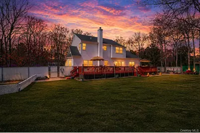 22 Jerusalem Hollow Road, Manorville, NY 11949 - Photo 2