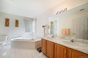 22 Jerusalem Hollow Rd, Manorville, NY 11949 - Photo 28