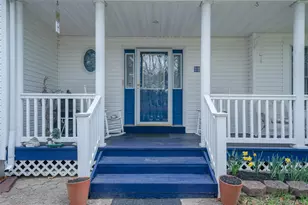 22 Jerusalem Hollow Rd, Manorville, NY 11949 - Photo 6