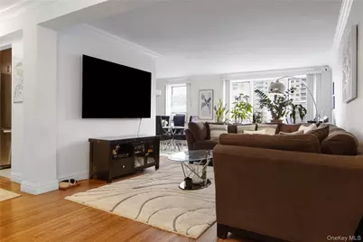 609 Kappock Street #8G, Bronx, NY 10463 - Photo 2