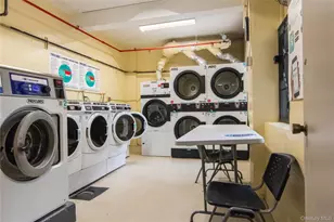 609 Kappock St, Bronx, NY 10463 - Photo 12