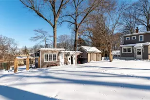 33 Forest Glen Rd, Valley Cottage, NY 10989 - Photo 4