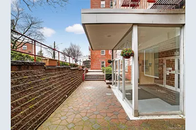 3311 Giles Place #2D, Bronx, NY 10463 - Photo 2