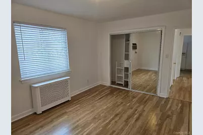 7019 261st Street #122E6, Glen Oaks, NY 11004 - Photo 8