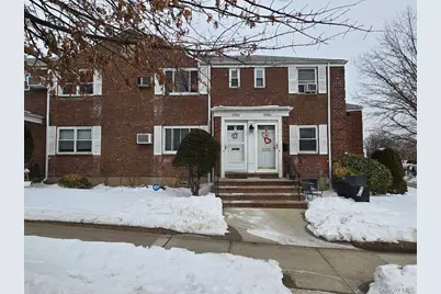 7019 261st Street #122E6, Glen Oaks, NY 11004 - Photo 1