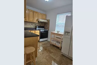 7019 261st Street #122E6, Glen Oaks, NY 11004 - Photo 6