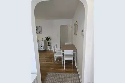 7019 261st Street #122E6, Glen Oaks, NY 11004 - Photo 2