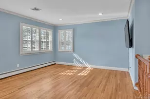 55 Hillside Ave, Huntington, NY 11743 - Photo 8