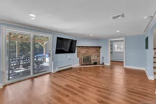 55 Hillside Ave, Huntington, NY 11743 - Photo 22