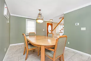 2288 Jefferson St, East Meadow, NY 11554 - Photo 10