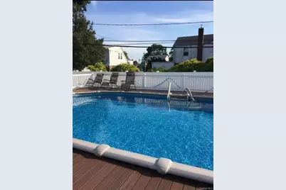 2288 Jefferson Street, East Meadow, NY 11554 - Photo 24