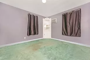 2288 Jefferson St, East Meadow, NY 11554 - Photo 18