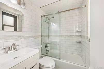 111 E 88th Street #10F, New York, NY 10128 - Photo 10