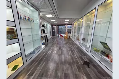 156-09 Northern Blvd, Flushing, NY 11358 - Photo 4