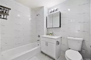 141-15 Cherry Ave, Flushing, NY 11355 - Photo 30