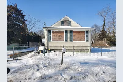 30 Franklin Avenue, Mastic, NY 11950 - Photo 1