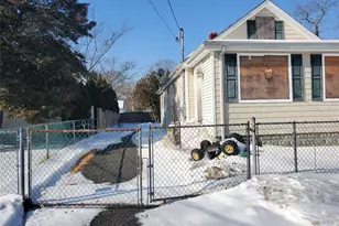 30 Franklin Ave, Mastic, NY 11950 - Photo 2