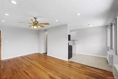 355 Route 111 #23, Smithtown, NY 11787 - Photo 10